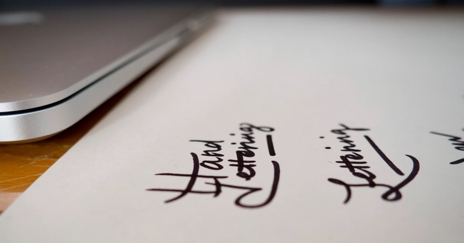 Cara belajar hand lettering untuk pemula