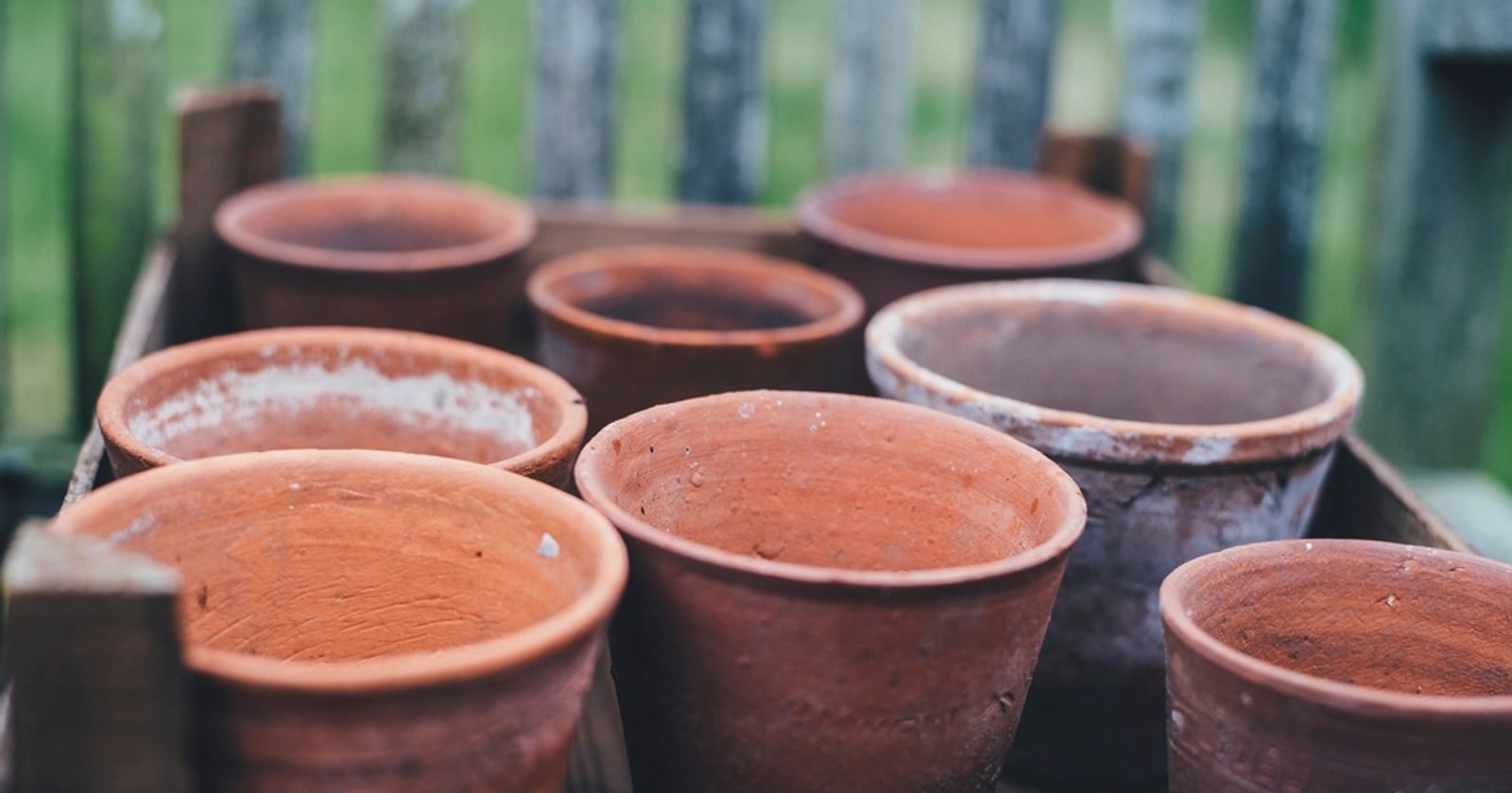 Cara membuat pot tanaman dari barang bekas