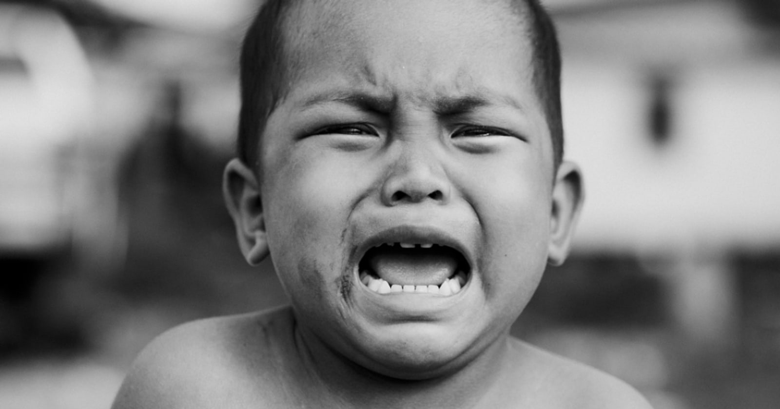 Cara mengajarkan anak mengelola emosi